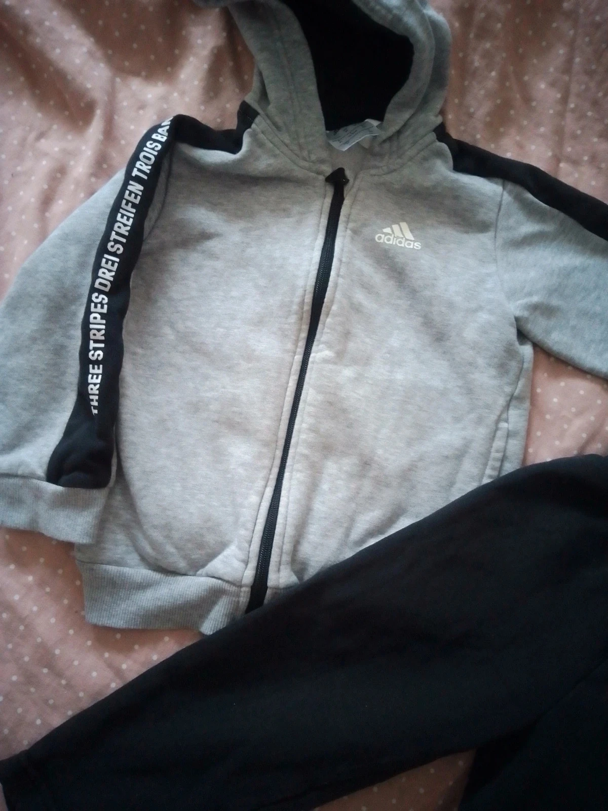 Conjunto de ropa deportiva Adidas 18/24 meses – photo 2